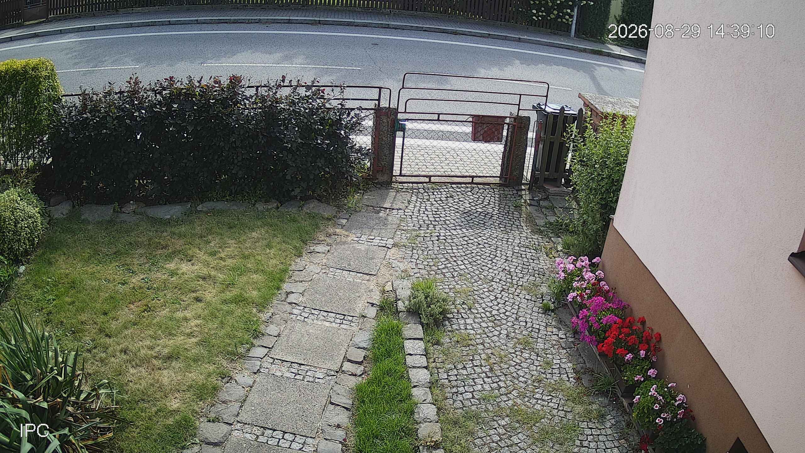 Capture